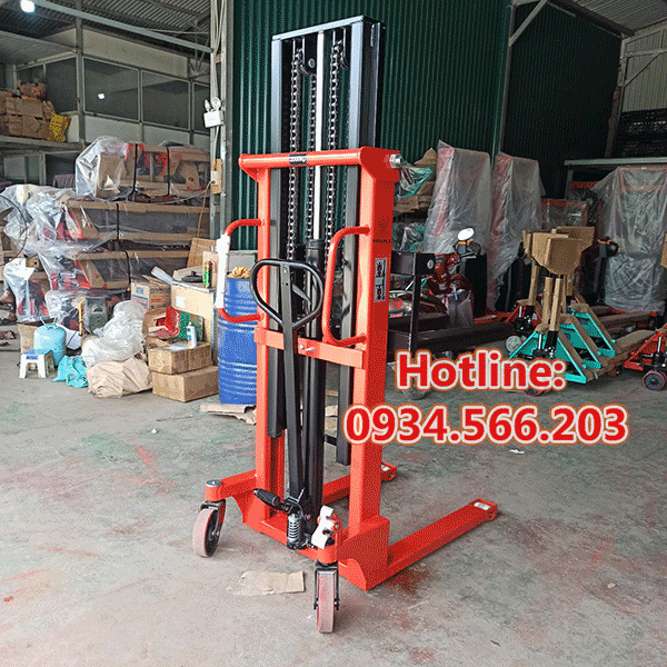 Xe Nang Tay Cao 2000mm Niuli1