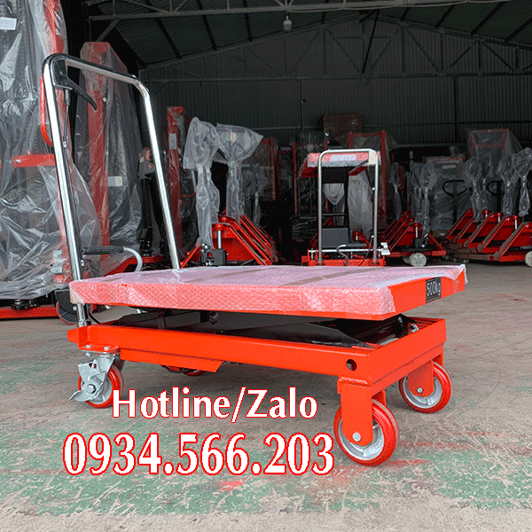 Xe Nang Mat Ban 500kg
