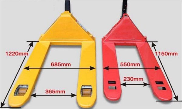 So sánh chiều rộng tay càng 2 loại xe nâng So Sanh Chieu Rong Xe Nang Tay Thap