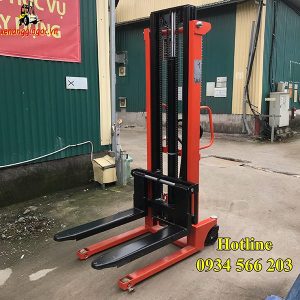 Xe Nang Tay Cao 3000mm